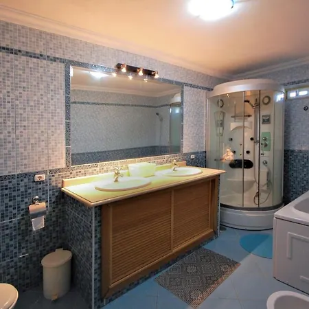 Vila Lobana V6 - Free Wi Fi - Private Pool - Airco Villa